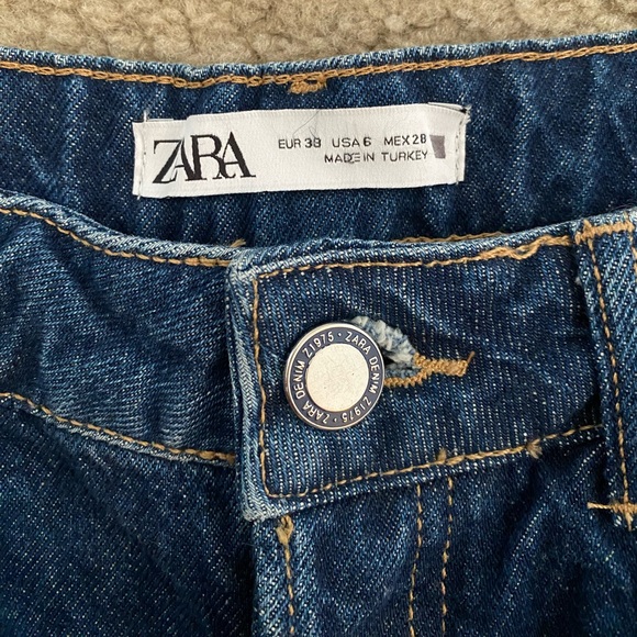 Zara High Rise Distressed Mom Jeans - Picture 3 of 5